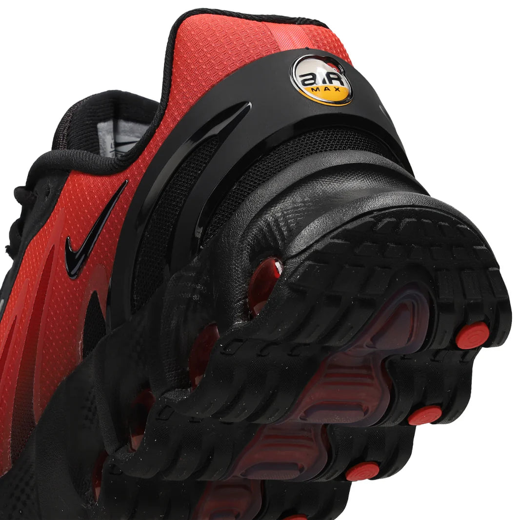 Air Max DN8 "Black Bright Crimson”