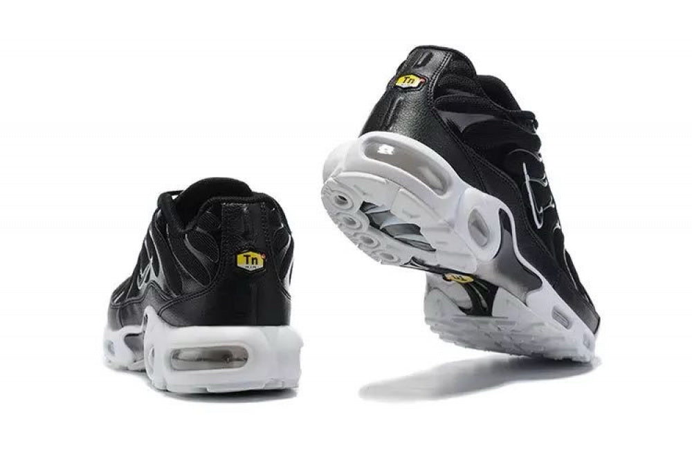 Air Max TN Plus "Black and White"
