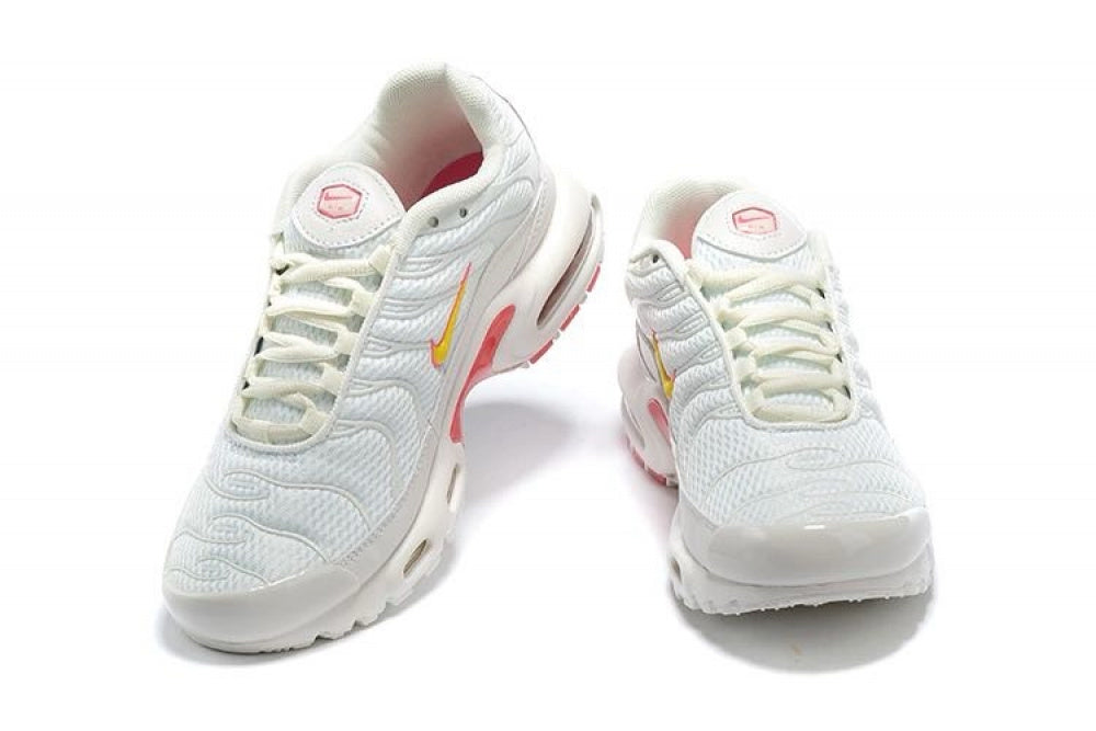 Air Max TN Plus "Cream Pink" Feminino