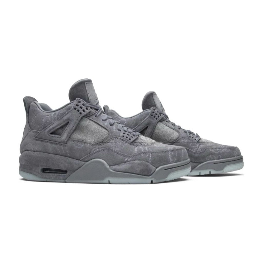 KAWS x Air Jordan 4 "Cool Grey"