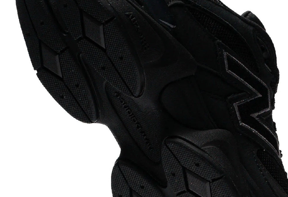 New Balance 9060 "Black Cat"